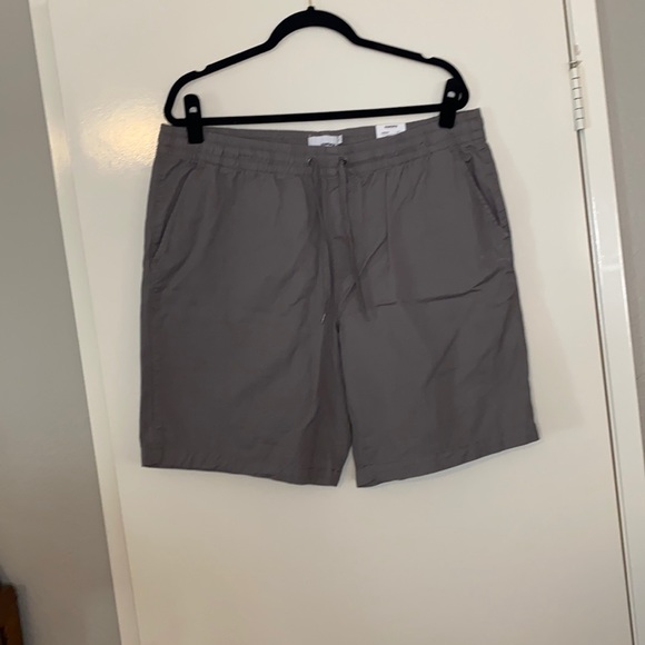 Sonoma Other - NWT Sonoma Mens grey Shorts size large